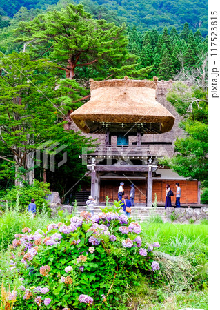 明善寺翔楼門（縦） 117523815