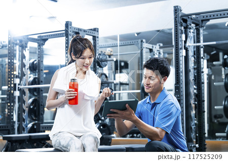 パーソナルトレーニング　カウンセリング 117525209