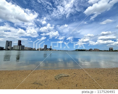 福岡県にある香椎浜の絶景 福岡県にある香椎浜の絶景 117526491
