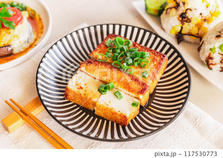 絹厚揚げのバター醤油焼き 絹厚揚げのバター醤油焼き 117530773