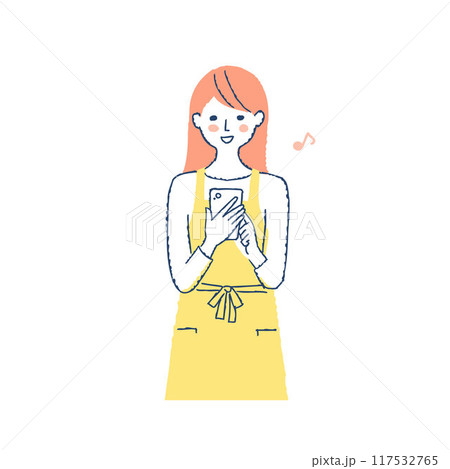 スマートフォンを操作しているエプロン姿の女性 スマートフォンを操作しているエプロン姿の女性 117532765