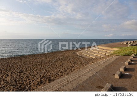 午後の柿崎中央海水浴場　新潟県上越市 117535150