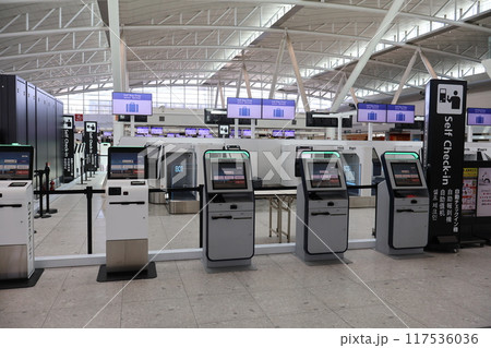 福岡空港国際線 自動チェックイン機 福岡空港国際線 自動チェックイン機 117536036