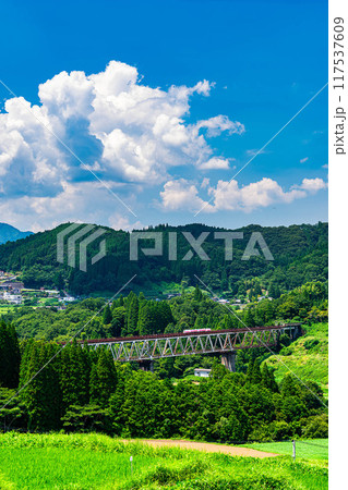 夏空のあまてらす鉄道 117537609