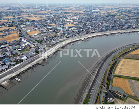 有明海沿岸道路の矢部川大橋付近の田園風景空撮 有明海沿岸道路の矢部川大橋付近の田園風景空撮 117538574