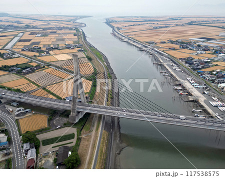 有明海沿岸道路の矢部川大橋の空撮 117538575