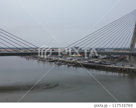 有明海沿岸道路の矢部川大橋の空撮 117538769