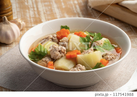 Stuffed Cucumber with minced pork soup (Gang Jued Tang Gwa Yad Sai) ,Clear soup combined with cucumber filled with marinated minced pork. 117541988