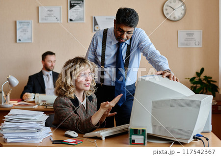 Collaborating on Business Projects in Office Environment Collaborating on Business Projects in Office Environment 117542367