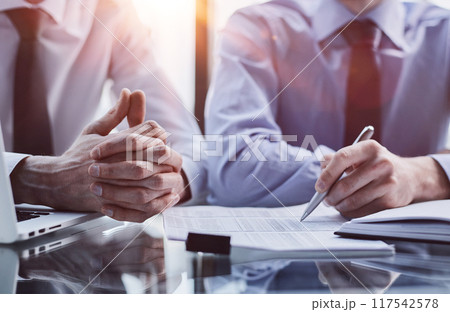 Teamwork read contract for accounting strategy, planning or company portfolio review. 117542578