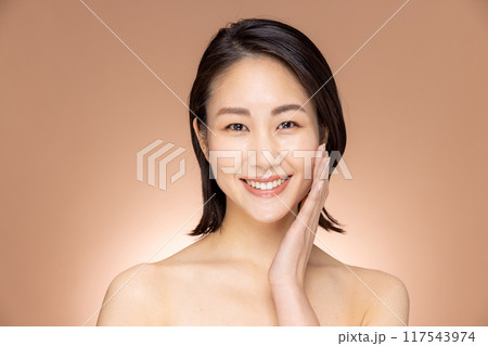 美しい女性 117543974