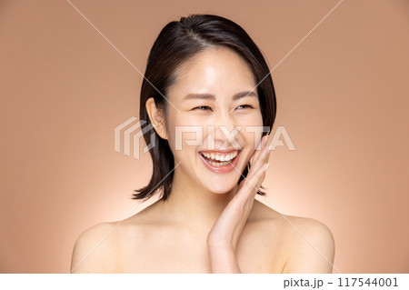 美しい女性 117544001