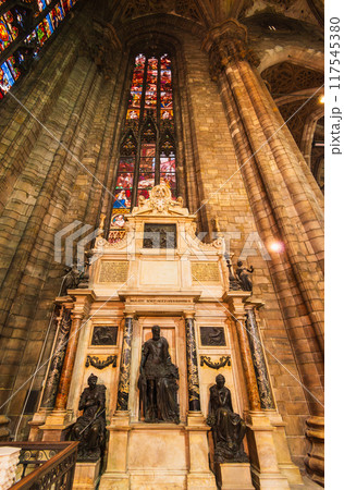イタリア ミラノ大聖堂 イタリア ミラノ大聖堂 117545380