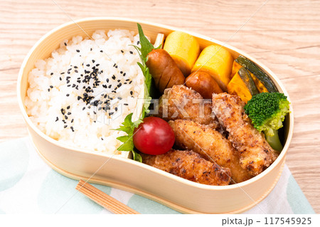 唐揚げ弁当 117545925