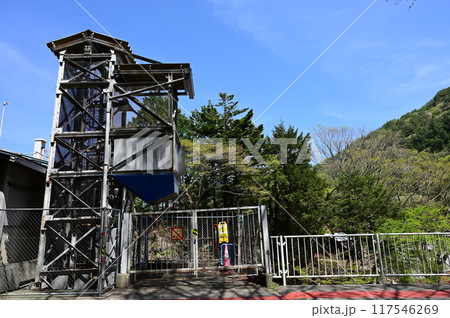 レトロな雰囲気なバス停（黒川渡ダム） 117546269