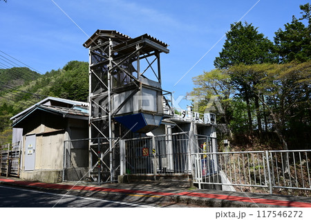 レトロな雰囲気なバス停(黒川渡ダム) レトロな雰囲気なバス停(黒川渡ダム) 117546272