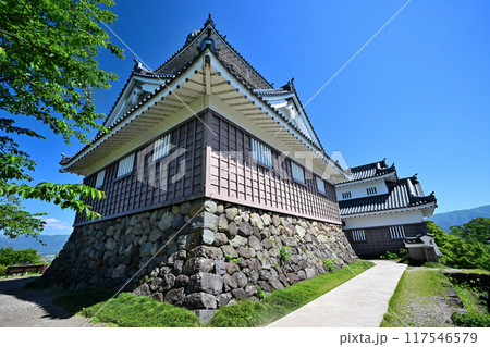 天空の城となる「越前大野城」 天守閣と石垣 天空の城となる「越前大野城」 天守閣と石垣 117546579