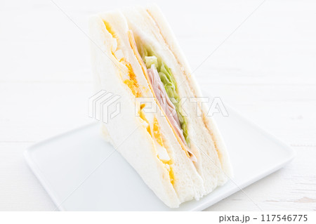 おいしいミックスサンドイッチ 117546775