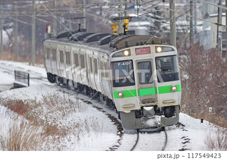 千歳線 北広島ー恵庭 JR北海道 721系 F-4101編成(札幌) エアポート 千歳線 北広島ー恵庭 JR北海道 721系 F-4101編成(札幌) エアポート 117549423
