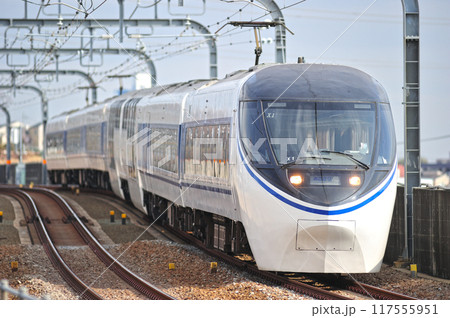 小田急小田原線　愛甲石田ー伊勢原　JR東海　371系　X1編成（静岡）　あさぎり 117555951