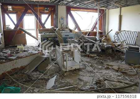 気仙沼市東日本大震災遺構（校舎内部） 117556318