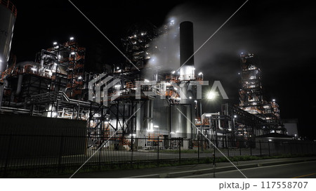 福島県いわき市の「勿来IGCC発電所」の夜景 福島県いわき市の「勿来IGCC発電所」の夜景 117558707