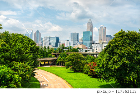 Charlotte city downtown skyline cityscape in North Carolina, United States Charlotte city downtown skyline cityscape in North Carolina, United States 117562115