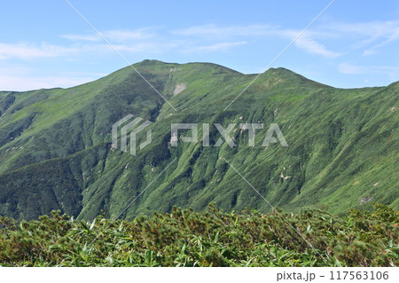 朝日連峰 朝日連峰 117563106