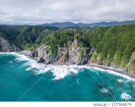 空撮「岩手県」圧倒的な高さの鵜の巣断崖をドローンで海側から撮影 田野畑村 空撮「岩手県」圧倒的な高さの鵜の巣断崖をドローンで海側から撮影 田野畑村 117566674