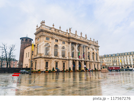 イタリア　トリノ市立古典美術館（正面入口） 117567276