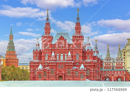 View of the State Historical Museum on Red Square in Moscow 117568989