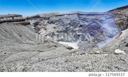 阿蘇山の火口 117569537