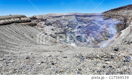 阿蘇山の火口 117569539