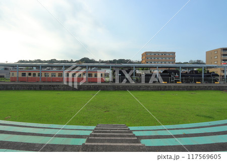 志布志鉄道記念公園の静態保存されたSL、車掌車、キハ52 117569605