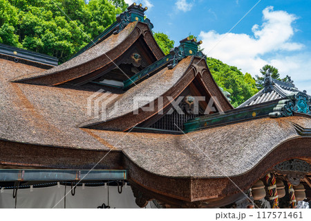 奈良県生駒市 宝山寺の拝殿 奈良県生駒市 宝山寺の拝殿 117571461