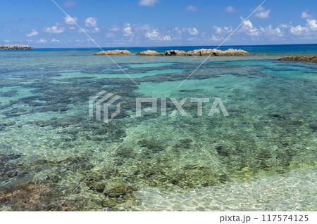 与那国絶景 2畳ビーチ 117574125