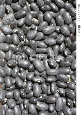 Black beans 117577796
