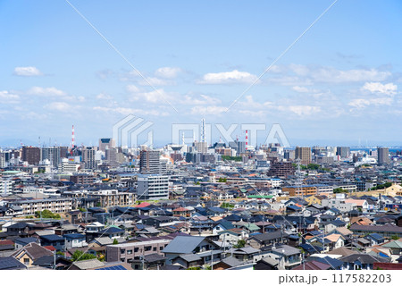 青空が広がる住宅街 青空が広がる住宅街 117582203