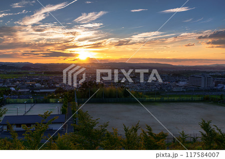京都府木津川市城山台からの夕景 JR木津駅を望む高台の夕焼けから夜景#14 京都府木津川市城山台からの夕景 JR木津駅を望む高台の夕焼けから夜景#14 117584007