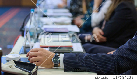 Dynamic Business Seminar: Strategic Collaboration and Project Planning Dynamic Business Seminar: Strategic Collaboration and Project Planning 117584233