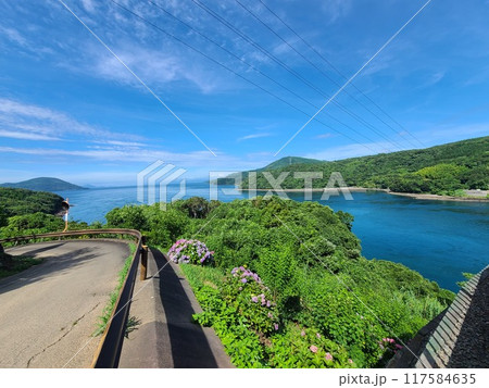 黒の瀬戸大橋と周辺の風景 117584635