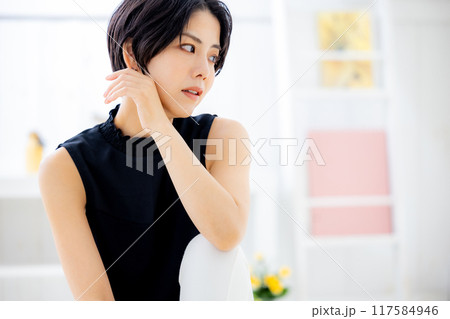 若い女性のポートレート 若い女性のポートレート 117584946