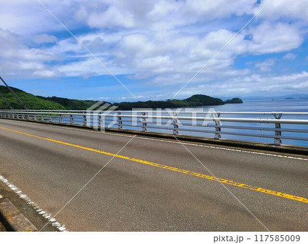 伊唐大橋とその周辺の風景 伊唐島 長島町 出水郡 鹿児島県 伊唐大橋とその周辺の風景 伊唐島 長島町 出水郡 鹿児島県 117585009