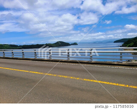 伊唐大橋とその周辺の風景　伊唐島　長島町　出水郡　鹿児島県 117585010