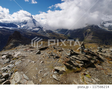 スイス・ツェルマット周辺の風景 スイス・ツェルマット周辺の風景 117586214