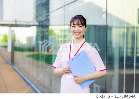 医療福祉　女性 117594644