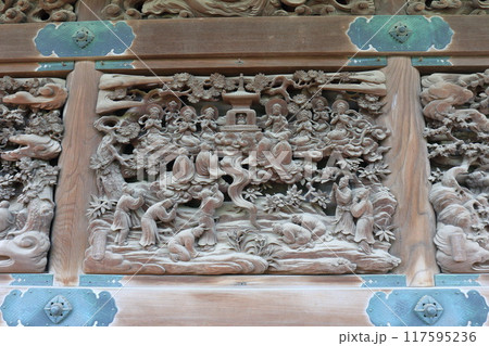 帝釈天題経寺　帝釈堂内殿の彫刻ギャラリー 117595236