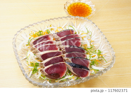 鰹のたたき 117602371
