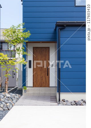 建物外観　玄関アプローチ　 117603410