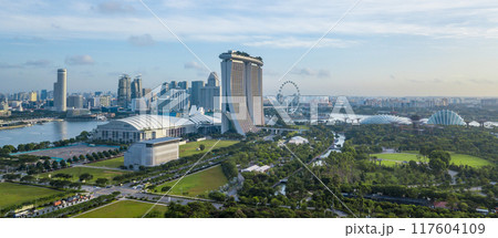 Aerial view Singapore city skyline, Most beautiful Sigapore skyscraper and skyline architecture in Asia, Singapore. Aerial view Singapore city skyline, Most beautiful Sigapore skyscraper and skyline architecture in Asia, Singapore. 117604109